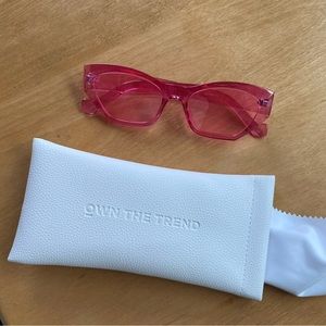 ❣️ sold ❣️ NWT Pink Sunglasses Trendy